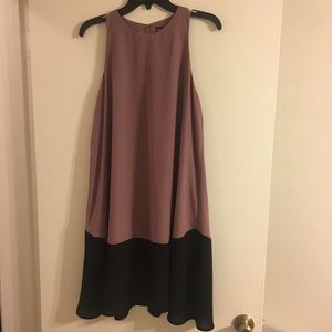 Mauve/Black Shift Dress
